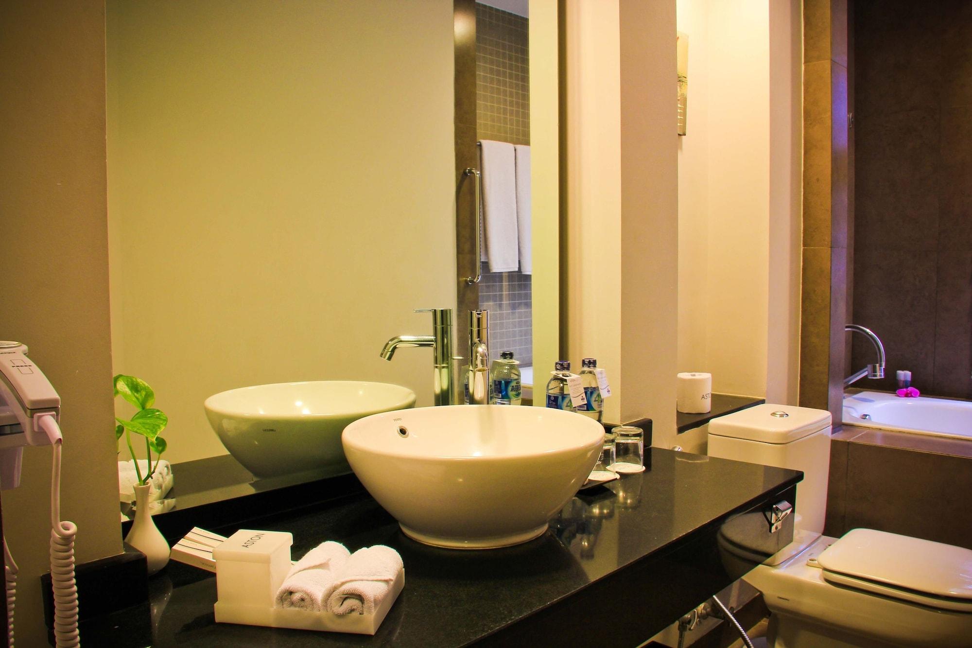 Aston And 4* Bogor