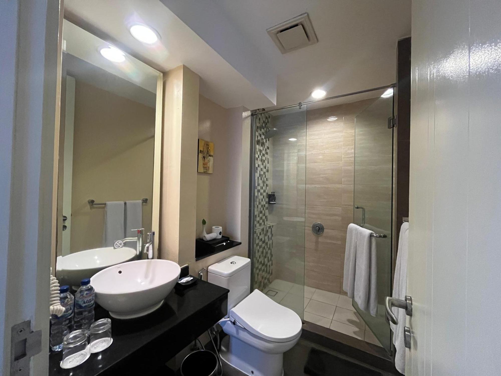 Resort Aston And 4*
